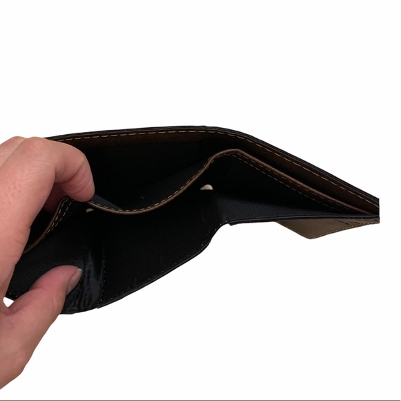 Wallet - Picture 3 of 3